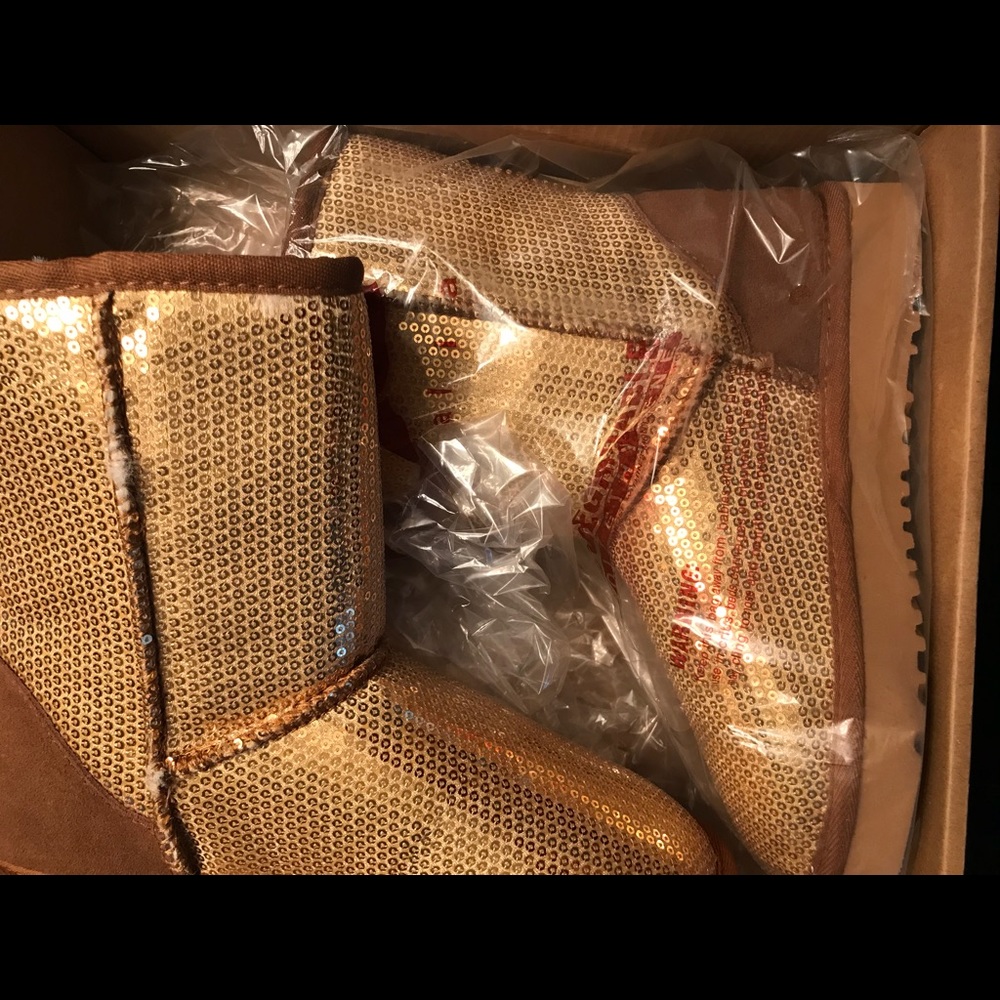 Gold Sequined Uggs Size 8